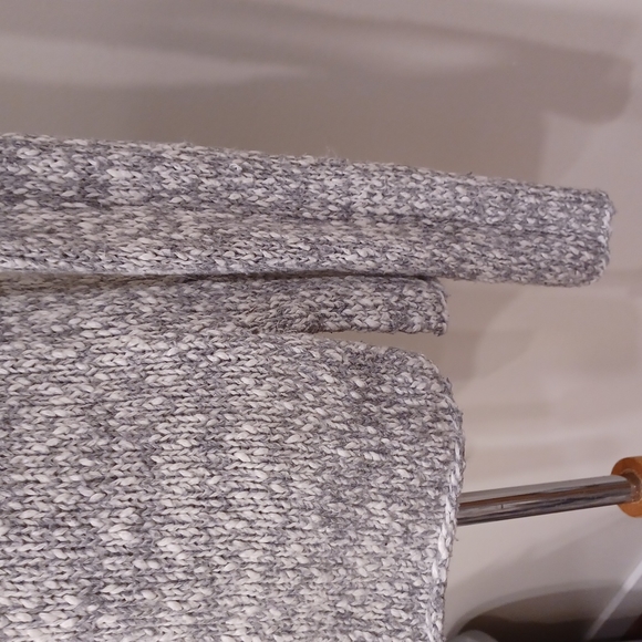 Talula "Azurelee" Cotton/Cashmere Blend Relaxed Fit Sweater- Sz. XS - Picture 7 of 16